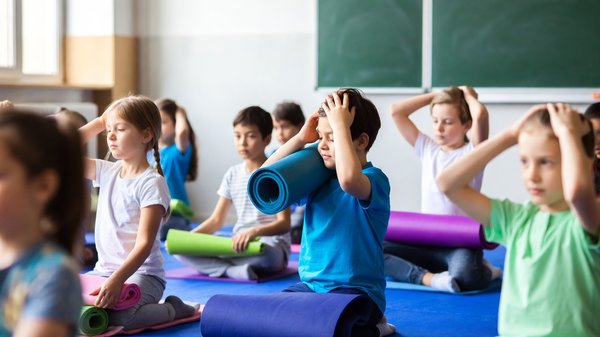 Devoirs sans conflit : comment instaurer une ambiance sereine à la maison